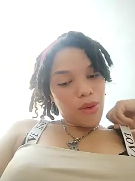 ChloeRaviss online show from November 7, 3:12 pm