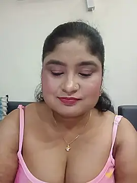 Snapshot of hornyriyanka chatting on June 21, 2:47 am hornyriyanka online show from June 21, 2:47 am