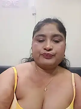 Snapshot of hornyriyanka chatting on July 17, 2:29 am hornyriyanka online show from July 17, 2:29 am