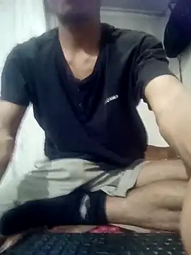 Snapshot of zebba12 chatting on November 18, 11:36 am zebba12 online show from November 18, 11:36 am