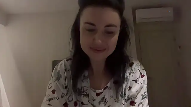 Gilin1 online show from February 9, 9:30 pm