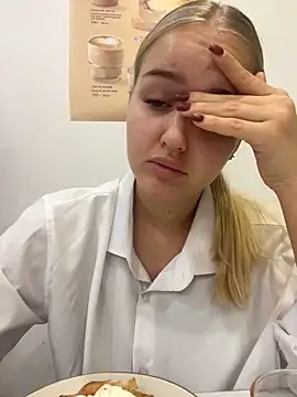 CandyVice online show from November 20, 5:34 pm