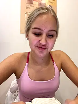 CandyVice online show from November 29, 5:05 pm