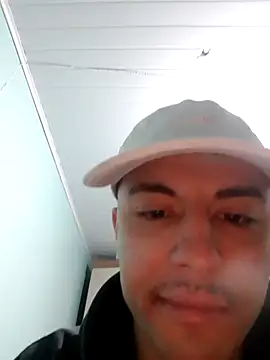 pedrinhodazo online show from September 28, 3:23 am