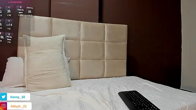 Snapshot of Abby___02 chatting on March 28, 1:11 pm Abby 02 online show from March 28, 1:11 pm