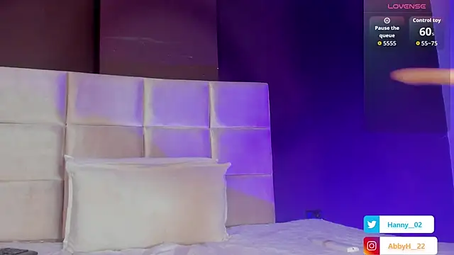 Snapshot of Abby___02 chatting on April 16, 1:23 pm Abby 02 online show from April 16, 1:23 pm