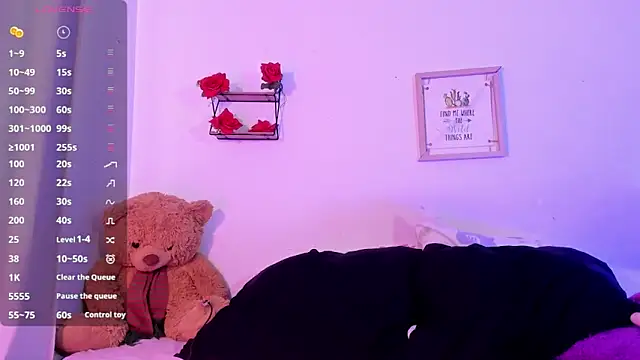 DanielaMarnt  online show from October 3, 4:59 pm