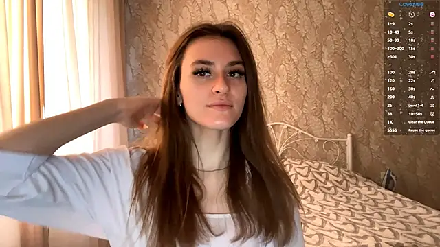 miainheat online show from October 21, 9:54 am