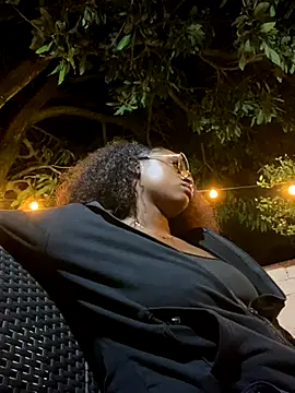 darle volant online show from October 4, 2:20 am