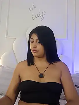 Kaylachannell online show from May 26, 3:35 am