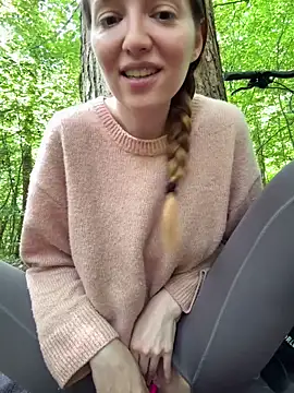 FayeFlame online show from June 1, 9:55 am