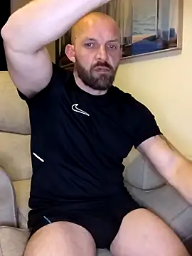 Andrewjames8391 online show from October 17, 8:22 pm