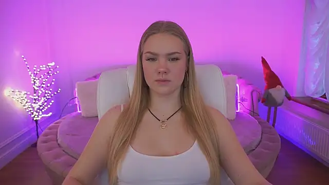 CelesteNoir online show from January 7, 8:06 am