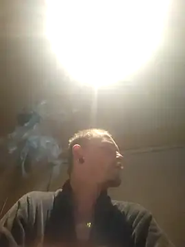 Snapshot of piercingpik chatting on February 2, 11:03 pm piercingpik online show from February 2, 11:03 pm