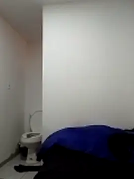 Snapshot of iRusx chatting on November 1, 7:27 pm iRusx online show from November 1, 7:27 pm