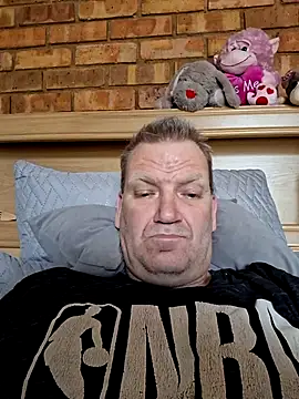 wallacelegend online show from November 27, 5:53 am