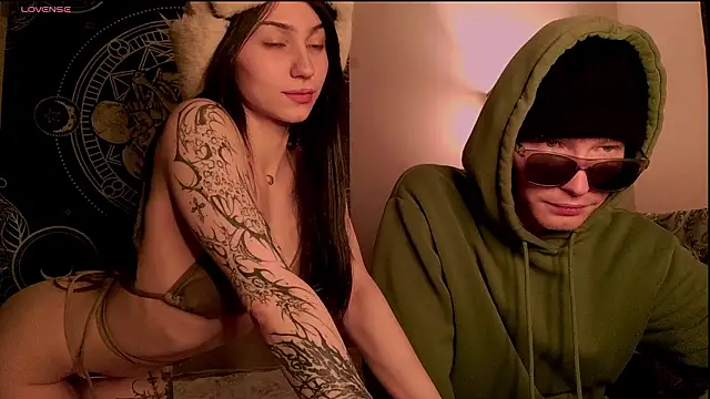 poisondevotion online show from February 5, 1:49 pm