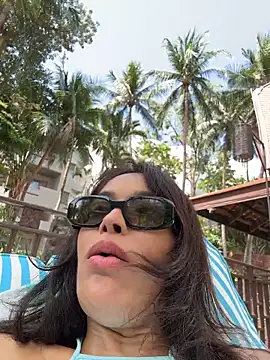 Ofcourseoneday online show from April 11, 3:22 am