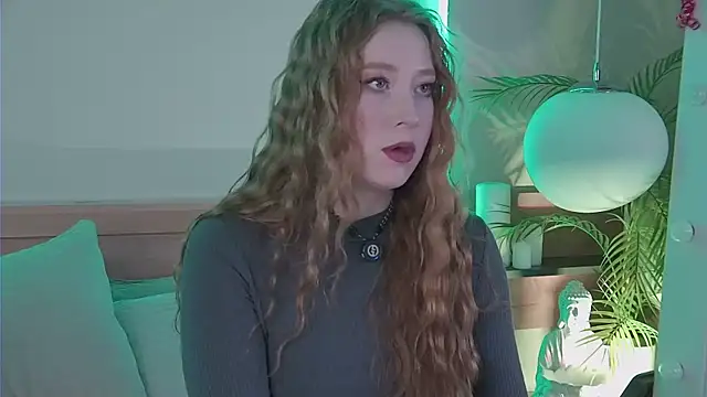 MiaEuphoria  online show from February 19, 4:19 am