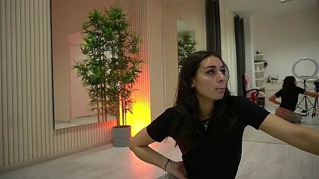 EmmaBlanco online show from December 21, 8:38 pm