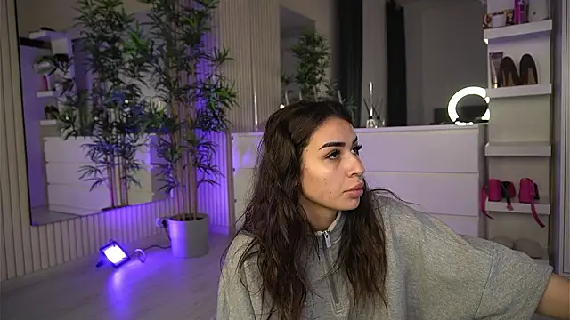 EmmaBlanco online show from March 26, 6:19 am