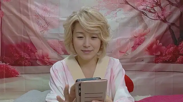 Snapshot of kimagure-fu- chatting on November 28, 5:21 am kimagure-fu- online show from November 28, 5:21 am