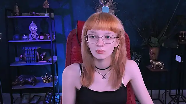 MollyJiggles online show from October 2, 12:23 pm