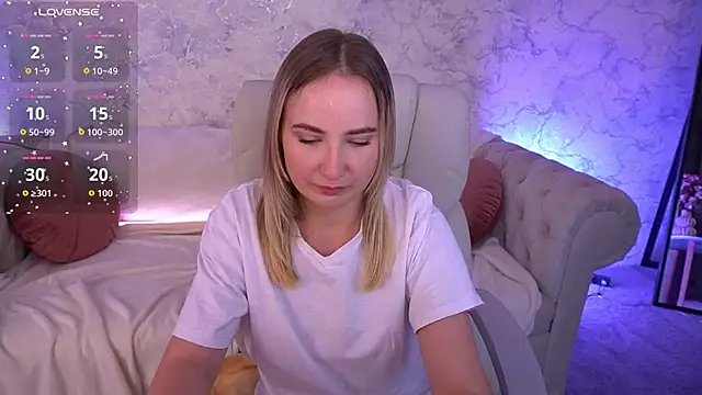 SofieBloom online show from September 13, 11:04 pm