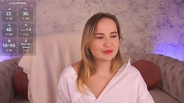 SofieBloom online show from October 7, 10:51 pm