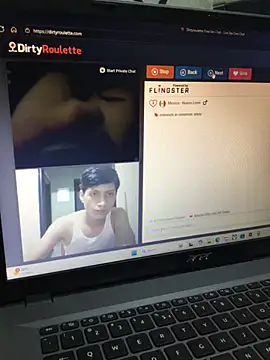 Snapshot of coppel chatting on October 27, 11:20 pm coppel online show from October 27, 11:20 pm