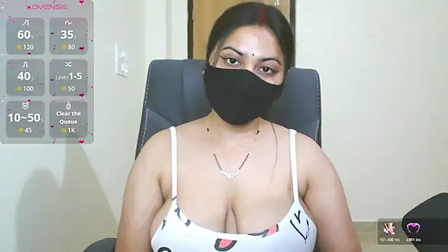 SassyWildCouple online show from December 21, 4:25 pm