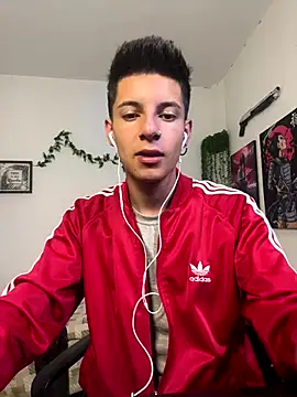 Snapshot of YEICK-17 chatting on November 16, 3:12 am YEICK-17 online show from November 16, 3:12 am