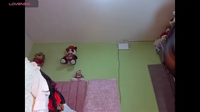 hot Dariana pantyhose online show from October 15, 12:27 pm