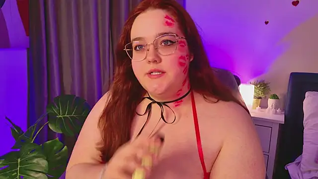 Neko Moor online show from February 14, 9:00 pm