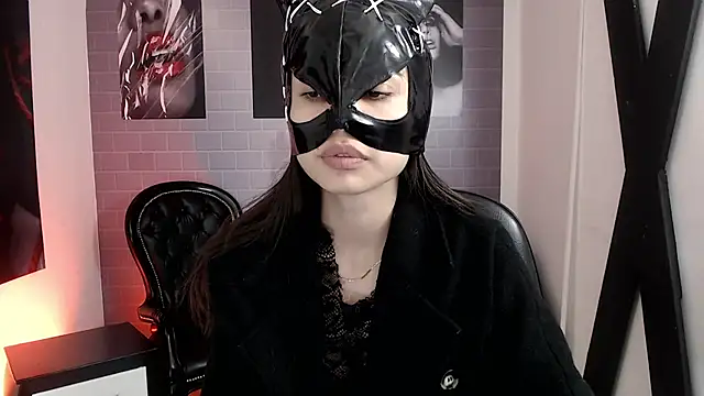 aleesha cameron02 online show from November 29, 8:01 pm