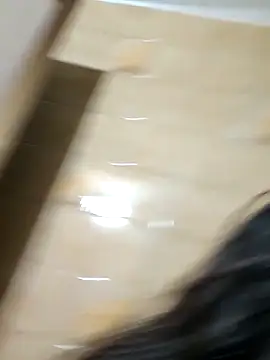 Snapshot of Bygambilia912 chatting on December 14, 2:28 am Bygambilia912 online show from December 14, 2:28 am