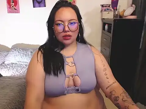 Snapshot of maily888_ chatting on October 1, 6:14 pm maily888 online show from October 1, 6:14 pm