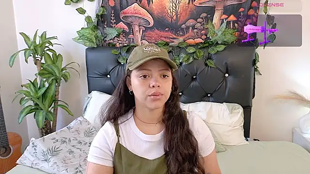 Snapshot of Amanda_sweet chatting on March 1, 1:57 pm Amanda sweet online show from March 1, 1:57 pm