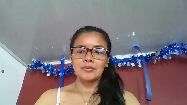 DianaOchoa  online show from January 9, 7:48 pm