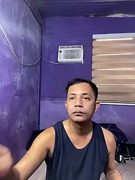 Snapshot of hotcumboi69 chatting on February 22, 3:51 am hotcumboi69 online show from February 22, 3:51 am