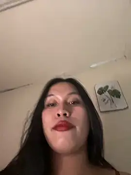 April smith online show from February 25, 11:42 am