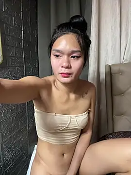 yourlovingperlita69 online show from February 25, 8:29 pm