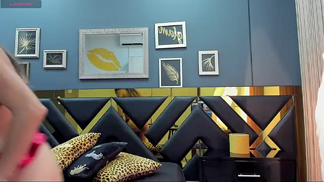 Kaya Tate online show from November 14, 8:18 pm