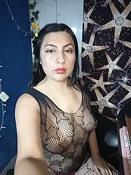 Snapshot of lunna_07 chatting on May 15, 1:40 pm lunna 07 online show from May 15, 1:40 pm