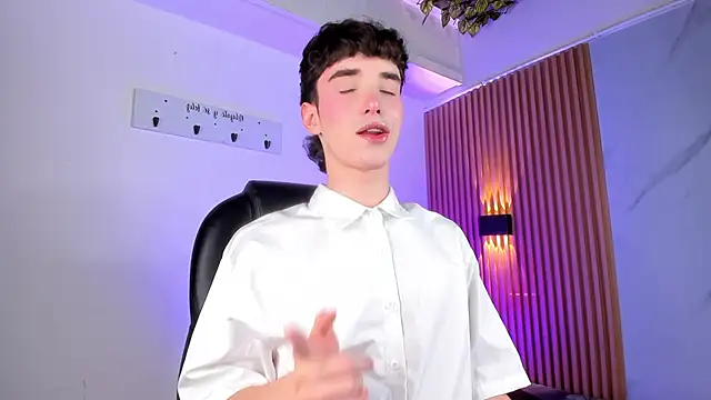 austin rouse online show from April 9, 8:03 pm