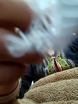 jienrrr online show from January 17, 6:07 am