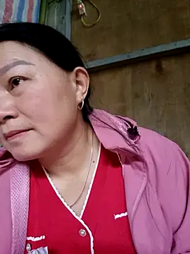 Snapshot of yoowwmr chatting on October 24, 12:52 am yoowwmr online show from October 24, 12:52 am