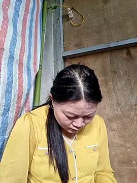 Snapshot of yoowwmr chatting on October 27, 1:20 am yoowwmr online show from October 27, 1:20 am