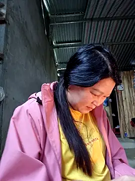 Snapshot of yoowwmr chatting on November 5, 3:39 am yoowwmr online show from November 5, 3:39 am