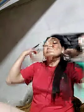 Snapshot of yoowwmr chatting on November 9, 2:04 pm yoowwmr online show from November 9, 2:04 pm